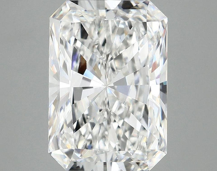 4.1 Carat Radiant Shaped Ideal Cut VS1 IGI Certified Lab Grown Diamond