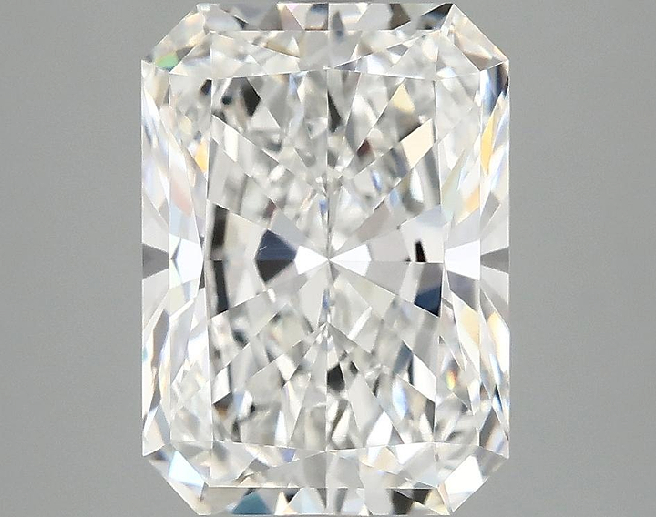 3.66 Carat Radiant Shaped Ideal Cut VS1 IGI Certified Lab Grown Diamond
