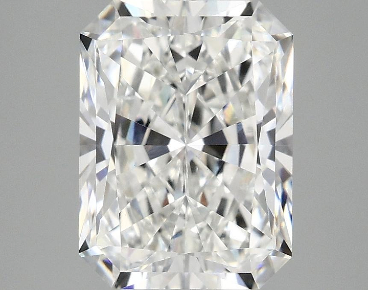 3.03 Carat Radiant Shaped Excellent Cut VVS2 IGI Certified Lab Grown Diamond