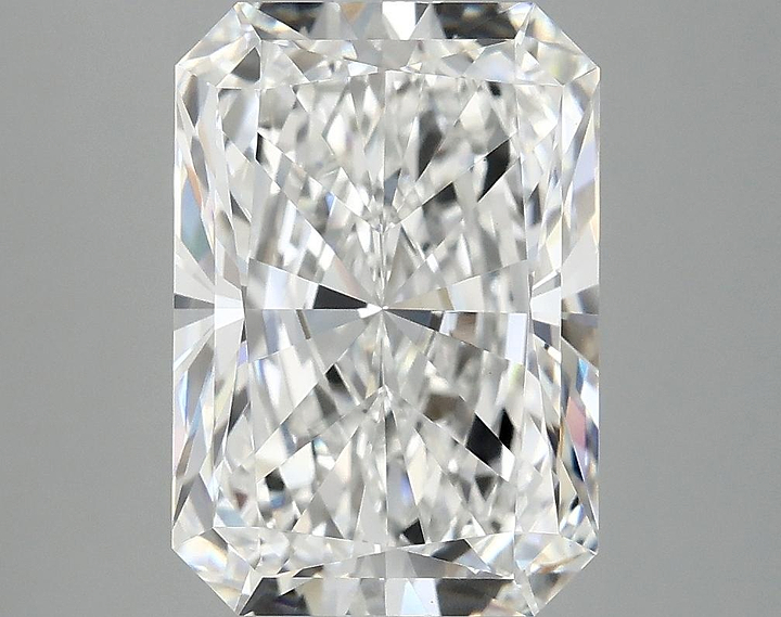 4.25 Carat Radiant Shaped Ideal Cut VVS2 IGI Certified Lab Grown Diamond