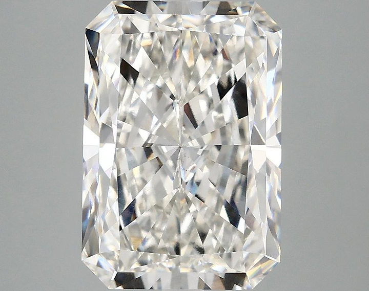 3.88 Carat Radiant Shaped Ideal Cut VS2 IGI Certified Lab Grown Diamond