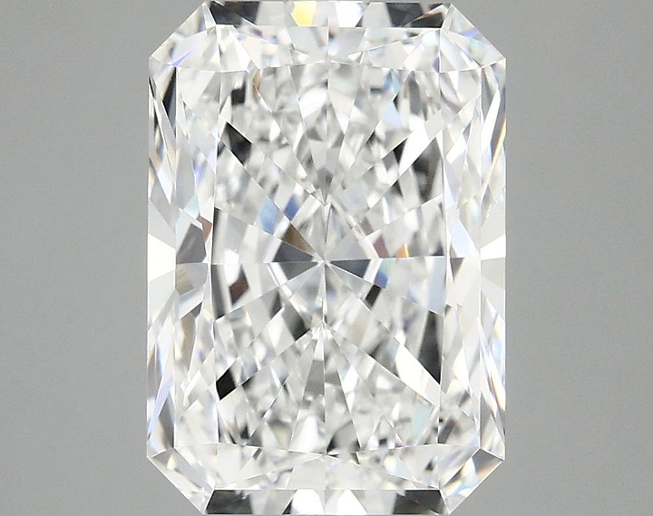 4.04 Carat Radiant Shaped Ideal Cut VVS2 IGI Certified Lab Grown Diamond
