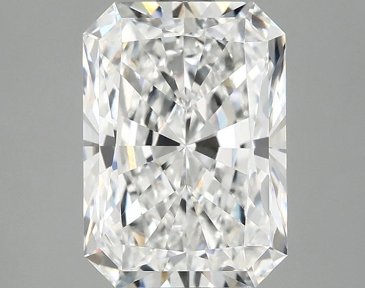 3.09 Carat Radiant Shaped Ideal Cut VS1 IGI Certified Lab Grown Diamond