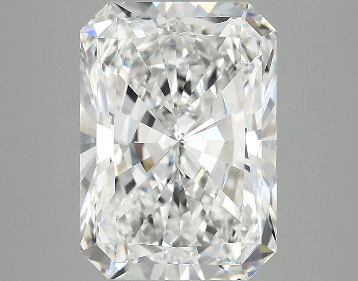 3.98 Carat Radiant Shaped Ideal Cut VVS2 IGI Certified Lab Grown Diamond