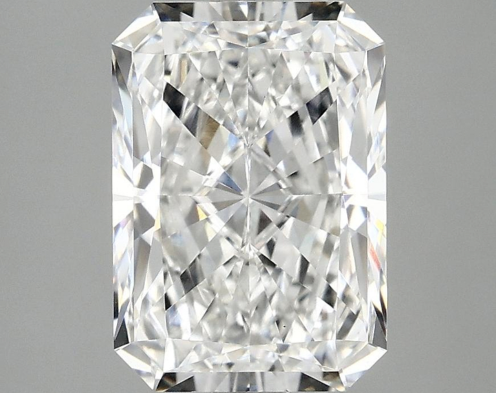 3.03 Carat Radiant Shaped Ideal Cut VS1 IGI Certified Lab Grown Diamond