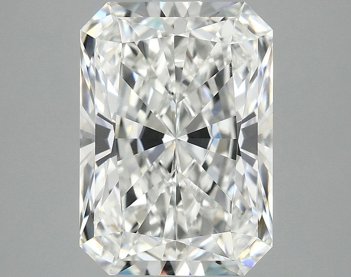4.1 Carat Radiant Shaped Ideal Cut VVS2 IGI Certified Lab Grown Diamond