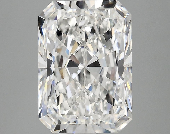 3.8 Carat Radiant Shaped Ideal Cut VS1 IGI Certified Lab Grown Diamond