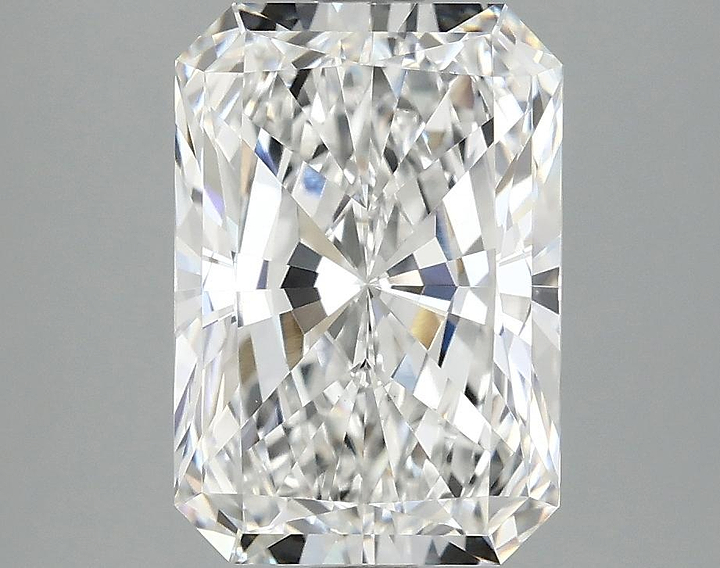 3.0 Carat Radiant Shaped Ideal Cut VS1 IGI Certified Lab Grown Diamond