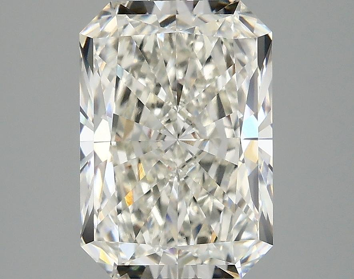 3.05 Carat Radiant Shaped Ideal Cut VVS2 IGI Certified Lab Grown Diamond