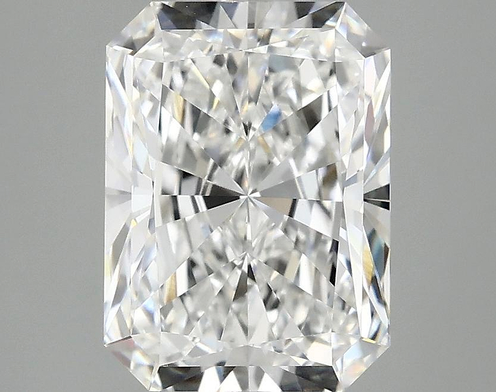 2.97 Carat Radiant Shaped Excellent Cut VVS2 IGI Certified Lab Grown Diamond