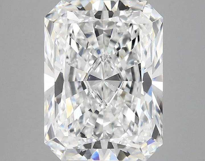 3.08 Carat Radiant Shaped Excellent Cut VS1 IGI Certified Lab Grown Diamond