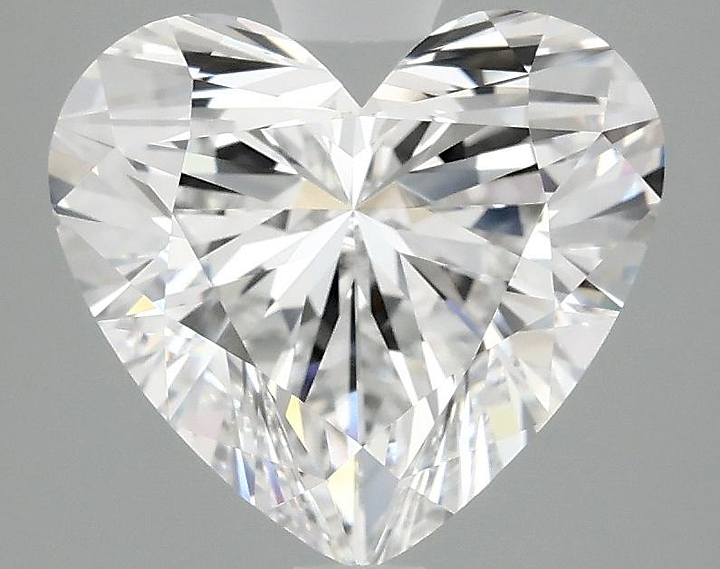 3.09 Carat Heart Shaped Ideal Cut VVS2 IGI Certified Lab Grown Diamond