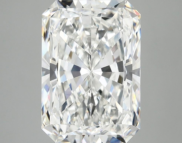 4.16 Carat Radiant Shaped Ideal Cut VVS2 IGI Certified Lab Grown Diamond