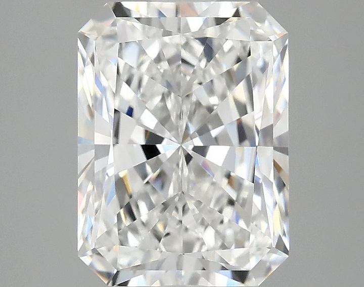 3.09 Carat Radiant Shaped Excellent Cut VVS2 IGI Certified Lab Grown Diamond