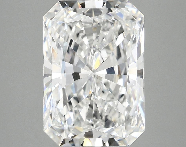 3.05 Carat Radiant Shaped Ideal Cut VVS2 IGI Certified Lab Grown Diamond
