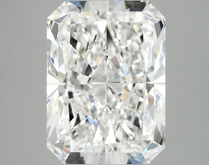 4.96 Carat Radiant Shaped Excellent Cut VVS2 IGI Certified Lab Grown Diamond