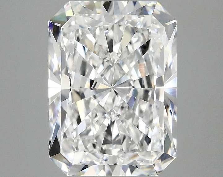 4.09 Carat Radiant Shaped Excellent Cut VVS2 IGI Certified Lab Grown Diamond
