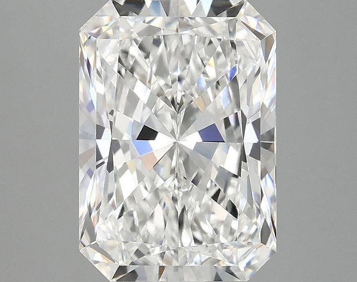 3.03 Carat Radiant Shaped Ideal Cut VS1 IGI Certified Lab Grown Diamond
