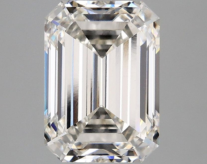 3.08 Carat Emerald Shaped Ideal Cut VS1 IGI Certified Lab Grown Diamond