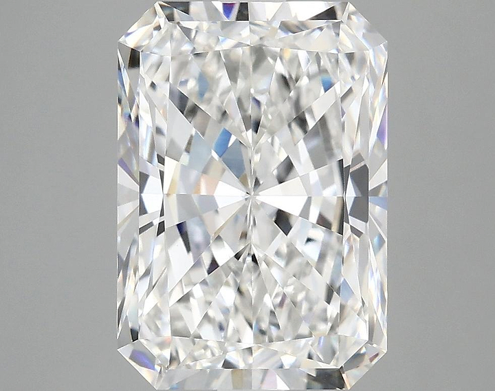 4.09 Carat Radiant Shaped Ideal Cut VVS2 IGI Certified Lab Grown Diamond