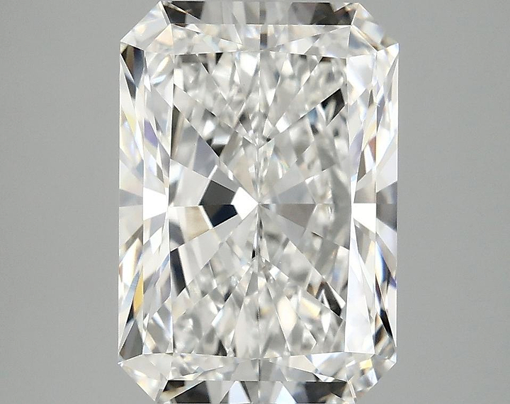 4.07 Carat Radiant Shaped Ideal Cut VS1 IGI Certified Lab Grown Diamond