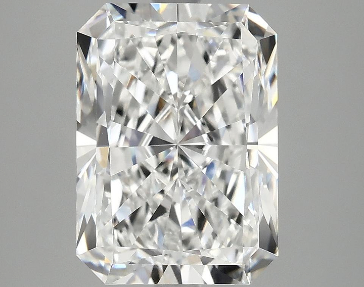 4.07 Carat Radiant Shaped Excellent Cut VVS2 IGI Certified Lab Grown Diamond