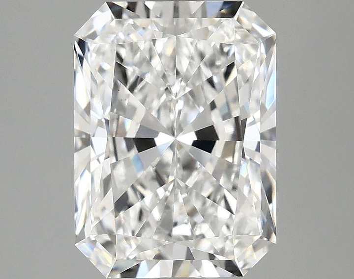 2.98 Carat Radiant Shaped Excellent Cut VS1 IGI Certified Lab Grown Diamond