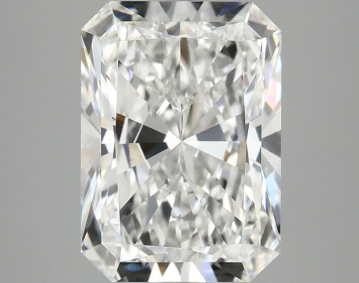 4.07 Carat Radiant Shaped Ideal Cut VVS2 IGI Certified Lab Grown Diamond