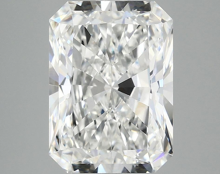 3.95 Carat Radiant Shaped Excellent Cut VS1 IGI Certified Lab Grown Diamond