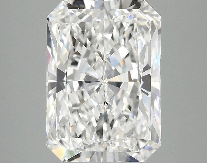 4.07 Carat Radiant Shaped Ideal Cut VS1 IGI Certified Lab Grown Diamond