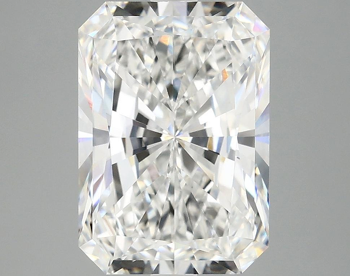 4.17 Carat Radiant Shaped Ideal Cut VVS2 IGI Certified Lab Grown Diamond
