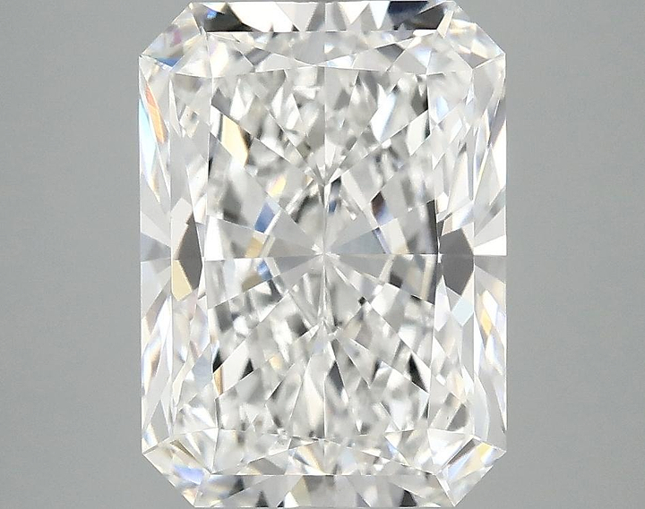 4.15 Carat Radiant Shaped Excellent Cut VVS2 IGI Certified Lab Grown Diamond