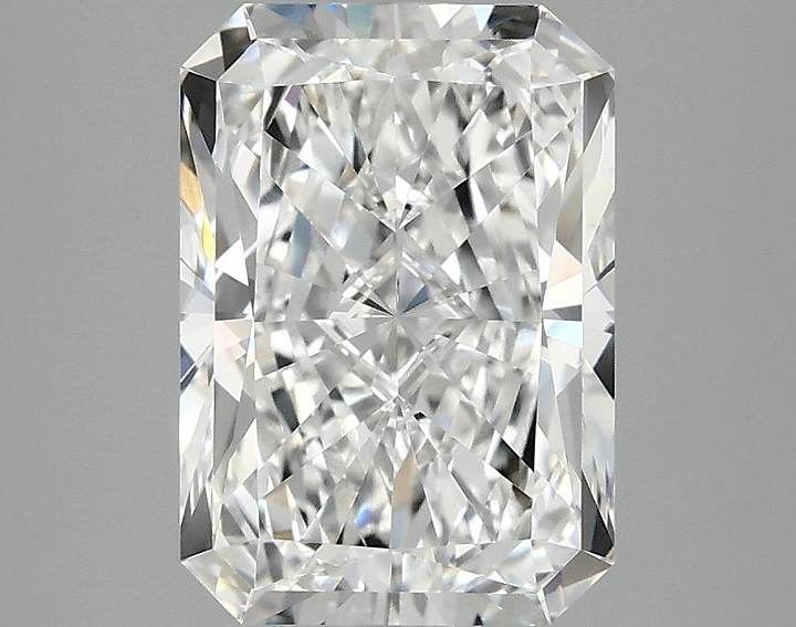 3.04 Carat Radiant Shaped Ideal Cut VVS2 IGI Certified Lab Grown Diamond