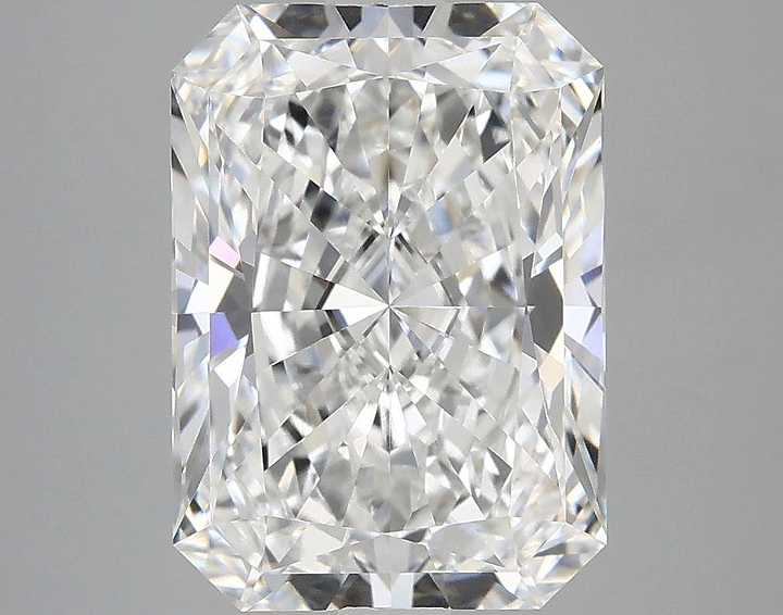 4.18 Carat Radiant Shaped Ideal Cut VVS2 IGI Certified Lab Grown Diamond