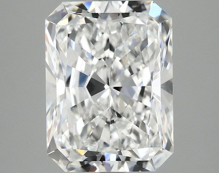 4.1 Carat Radiant Shaped Excellent Cut VVS2 IGI Certified Lab Grown Diamond