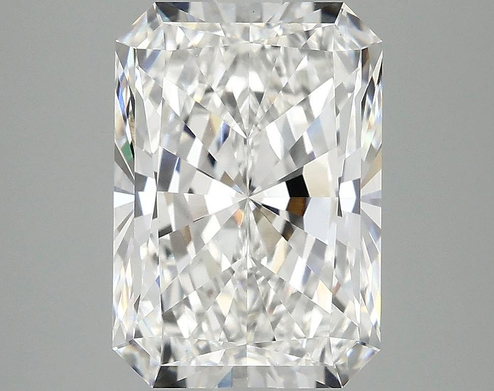 4.04 Carat Radiant Shaped Ideal Cut VVS2 IGI Certified Lab Grown Diamond