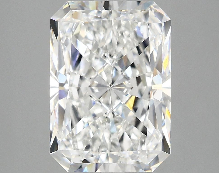 4.02 Carat Radiant Shaped Ideal Cut VVS2 IGI Certified Lab Grown Diamond