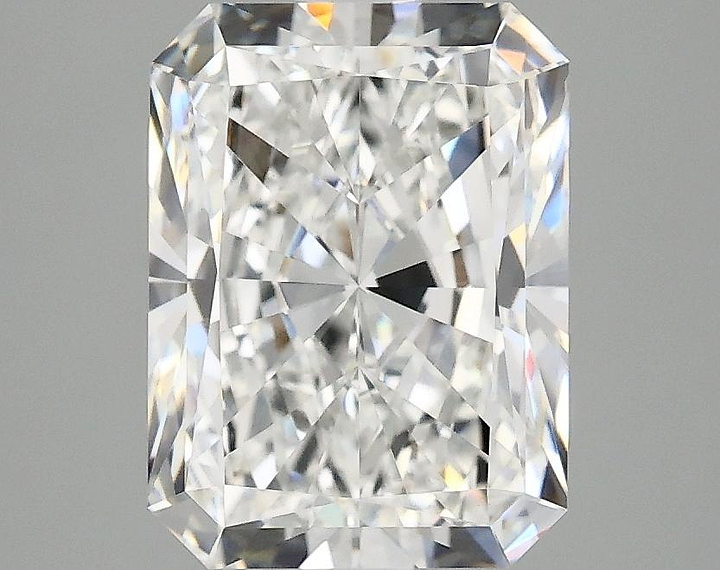 3.01 Carat Radiant Shaped Excellent Cut VVS2 IGI Certified Lab Grown Diamond