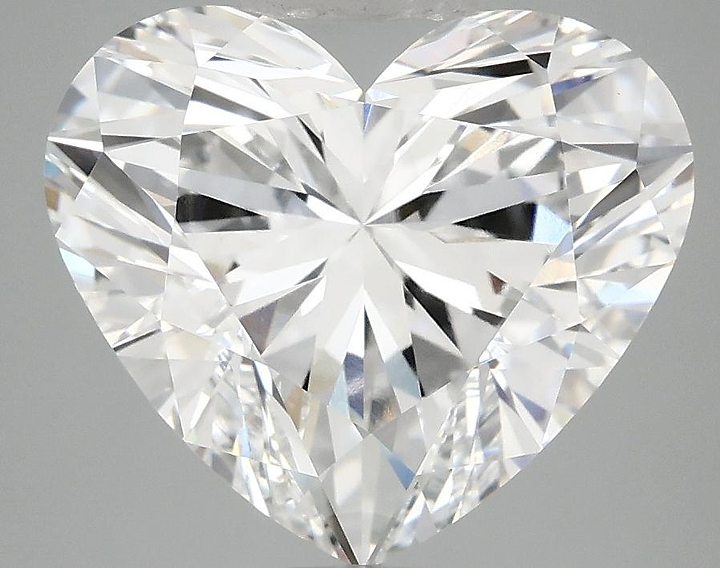 5.05 Carat Heart Shaped Ideal Cut VVS2 IGI Certified Lab Grown Diamond