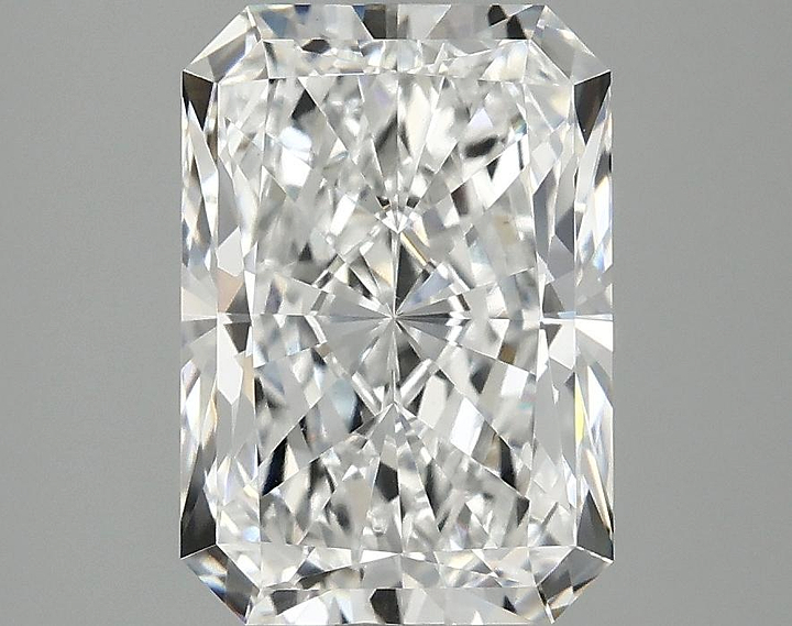 3.08 Carat Radiant Shaped Ideal Cut VVS2 IGI Certified Lab Grown Diamond
