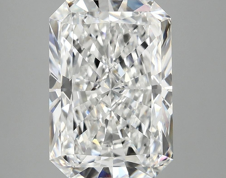 4.04 Carat Radiant Shaped Ideal Cut VVS2 IGI Certified Lab Grown Diamond