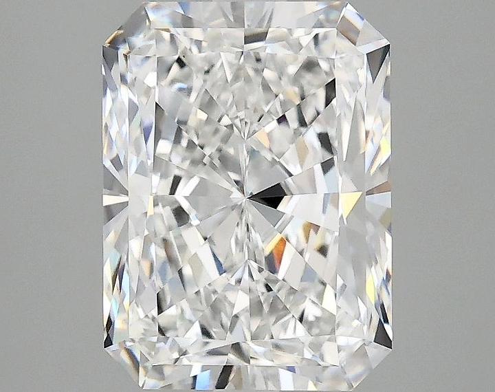 2.97 Carat Radiant Shaped Excellent Cut VS1 IGI Certified Lab Grown Diamond