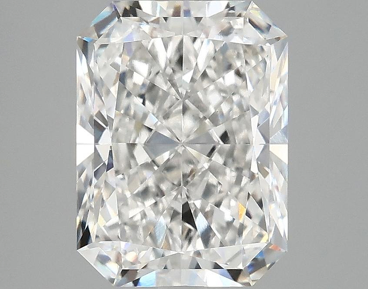 3.03 Carat Radiant Shaped Excellent Cut VS2 IGI Certified Lab Grown Diamond