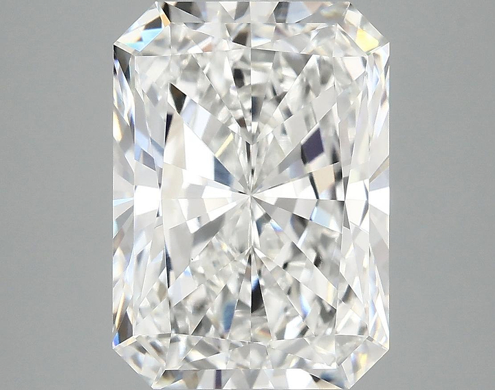 3.91 Carat Radiant Shaped Ideal Cut VS1 IGI Certified Lab Grown Diamond