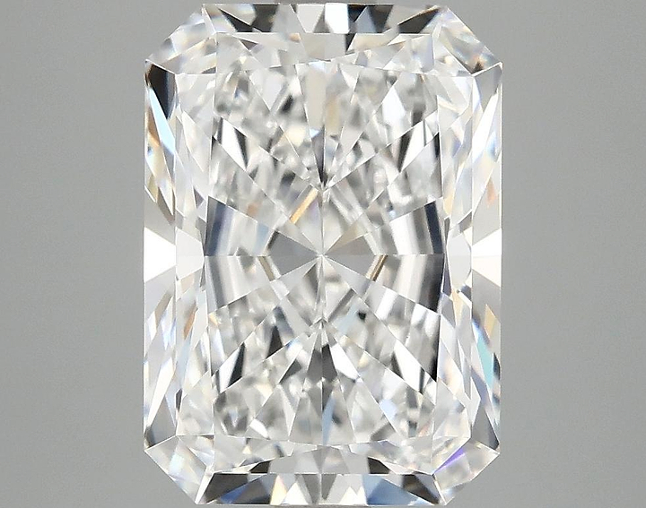 4.09 Carat Radiant Shaped Ideal Cut VVS2 IGI Certified Lab Grown Diamond