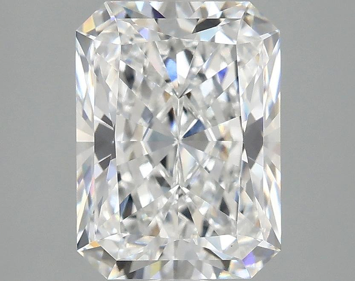 2.9 Carat Radiant Shaped Excellent Cut VS1 IGI Certified Lab Grown Diamond