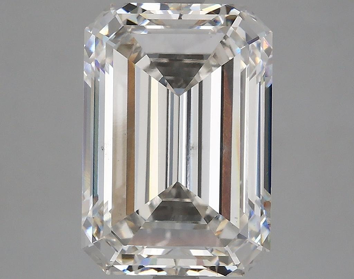 5.02 Carat Emerald Shaped Ideal Cut VS2 IGI Certified Lab Grown Diamond