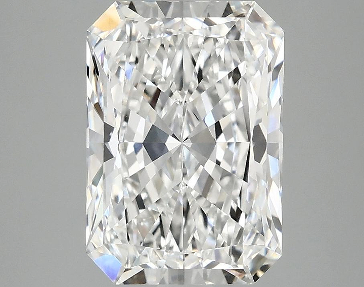 2.99 Carat Radiant Shaped Ideal Cut VVS2 IGI Certified Lab Grown Diamond