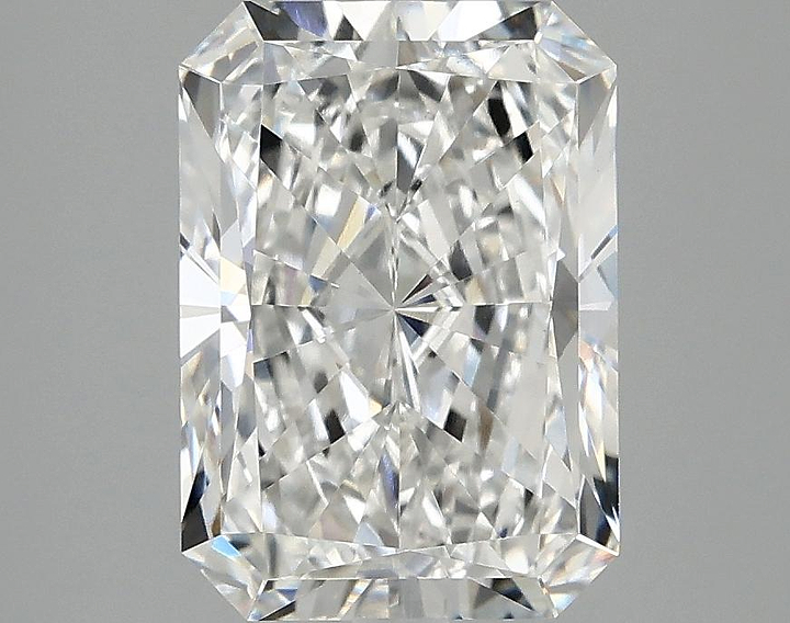 3.01 Carat Radiant Shaped Ideal Cut VVS2 IGI Certified Lab Grown Diamond