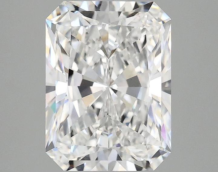3.07 Carat Radiant Shaped Excellent Cut VS1 IGI Certified Lab Grown Diamond